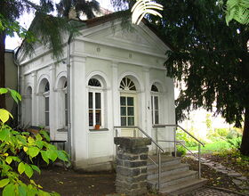 Gartenhäuschen im Museumsgarten Museum der Westlausitz. 