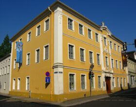 Museum der Westlausitz - gelbes Gebäude