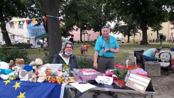 ESF Quartier hier Tombola Fest Bebel platz